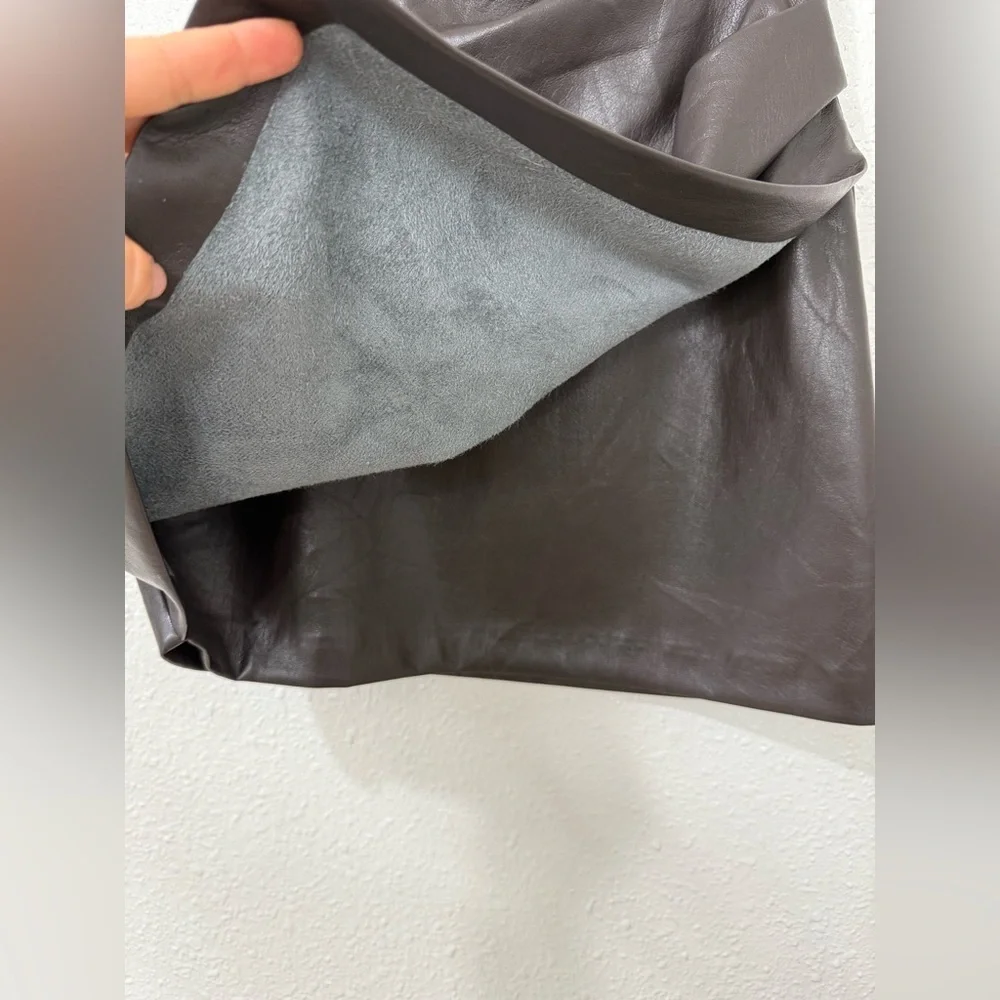 Aritzia High-waisted Vegan Leather mini wrap skirt Size XS-S - Picture 5 of 10